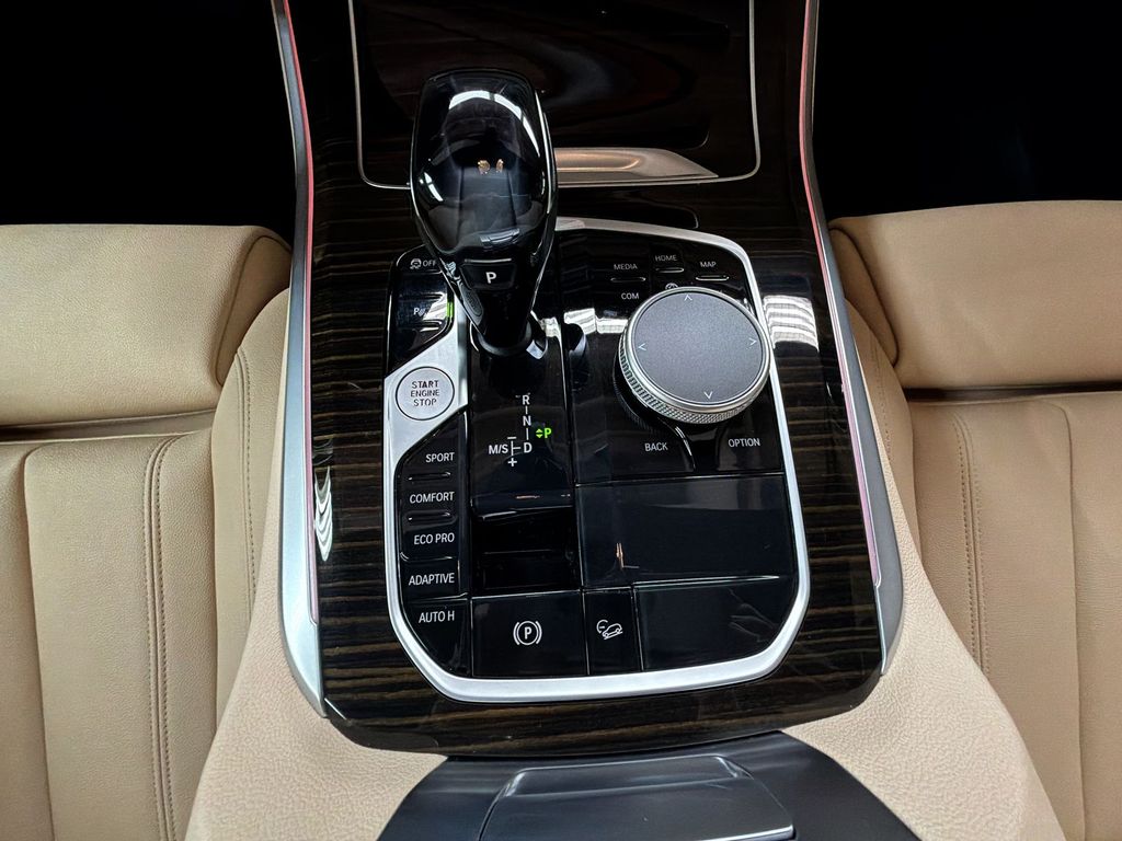 Thumbnail: 2021 BMW X5 - 28