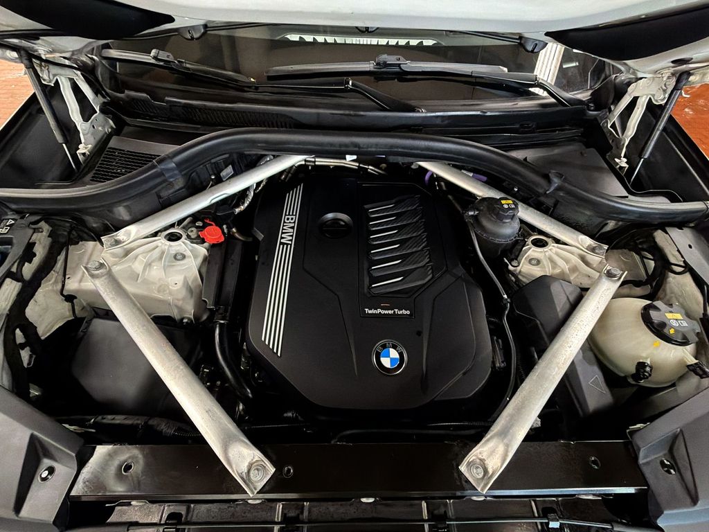 Thumbnail: 2021 BMW X5 - 9