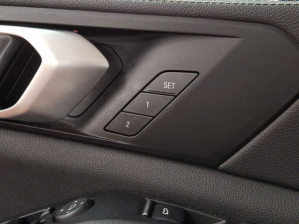 Thumbnail: 2022 BMW X5 - 26