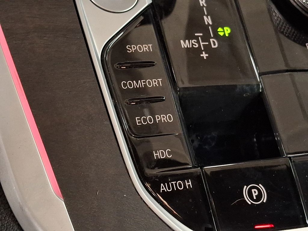 Thumbnail: 2022 BMW X5 - 23