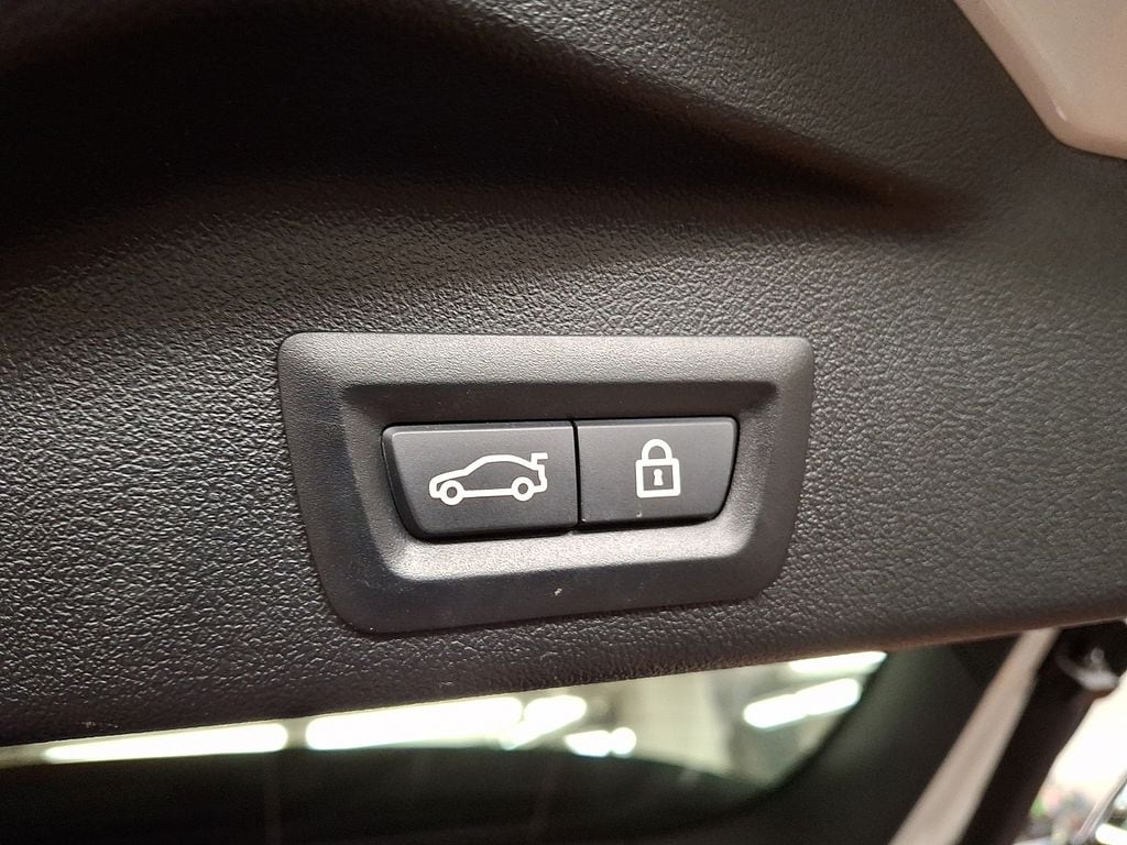 Thumbnail: 2022 BMW X5 - 27