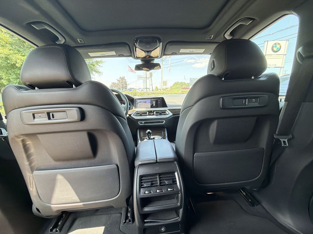 Thumbnail: 2023 BMW X5 - 13