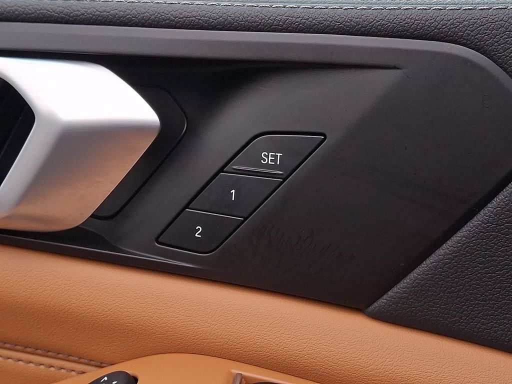 Thumbnail: 2023 BMW X5 - 29