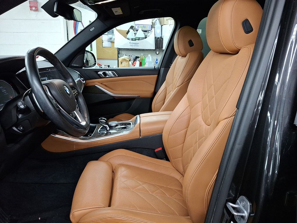 Thumbnail: 2023 BMW X5 - 6