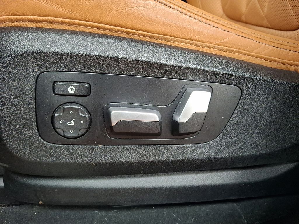 Thumbnail: 2023 BMW X5 - 17