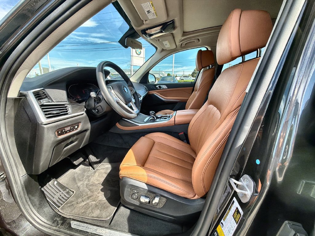 Thumbnail: 2022 BMW X7 - 11