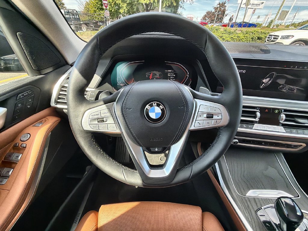 Thumbnail: 2022 BMW X7 - 10