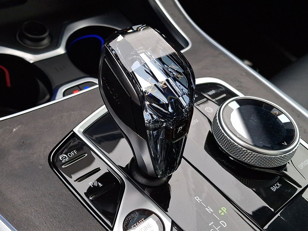 Thumbnail: 2022 BMW X7 - 9