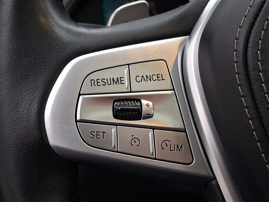 Thumbnail: 2022 BMW X7 - 20