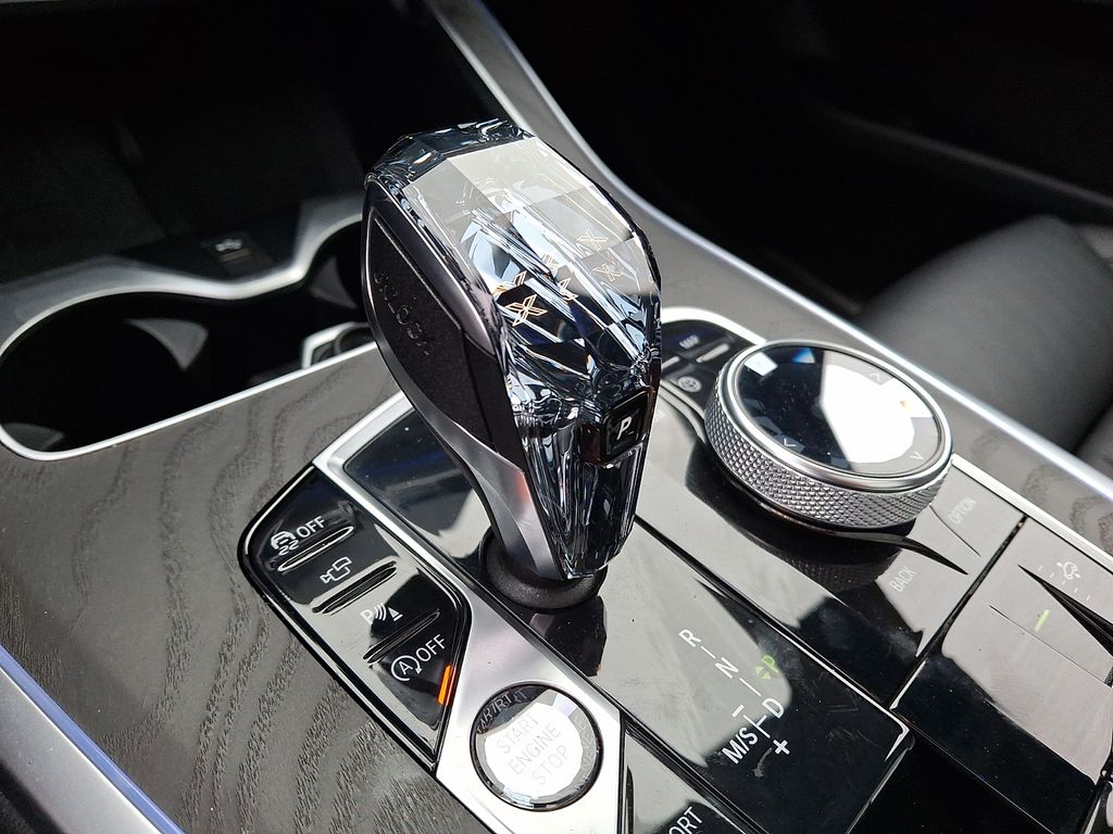 Thumbnail: 2020 BMW X7 - 8