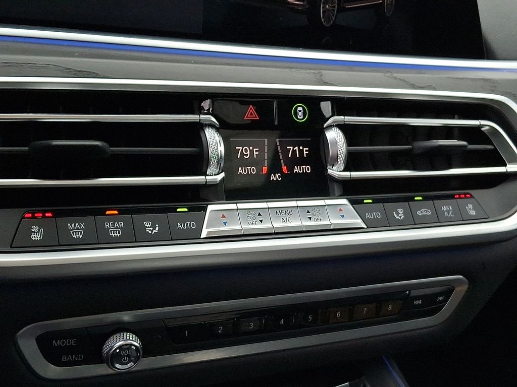 Thumbnail: 2020 BMW X7 - 19