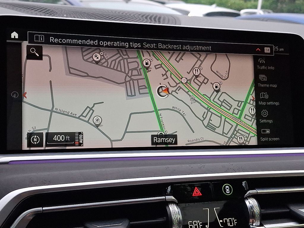 2022 BMW X7 M50i 8