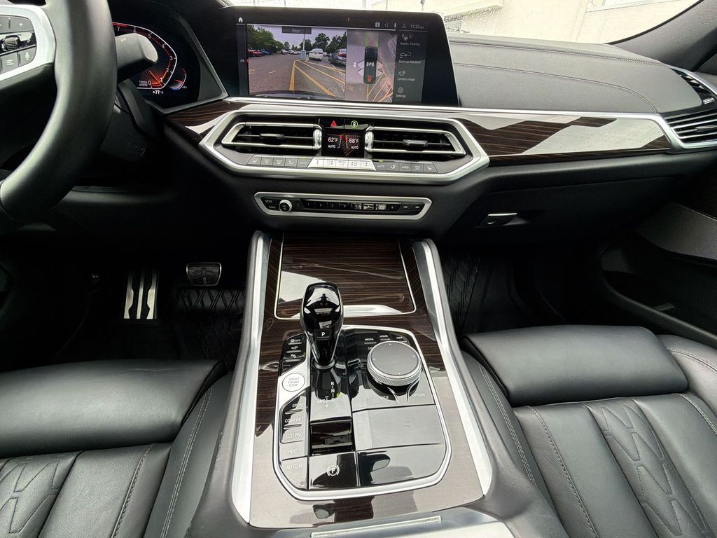 Thumbnail: 2023 BMW X6 - 14