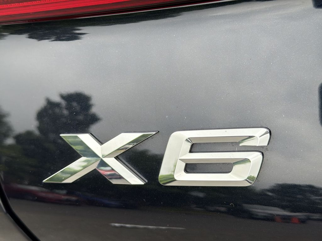 Thumbnail: 2023 BMW X6 - 7