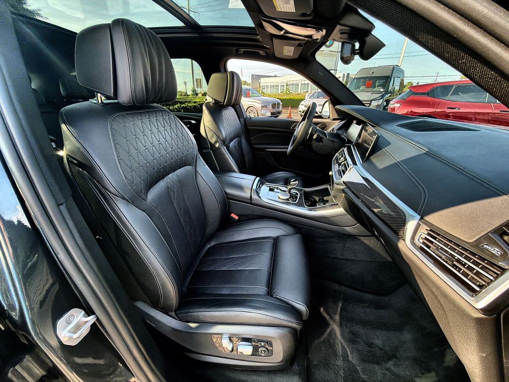 Thumbnail: 2022 BMW X5 - 27