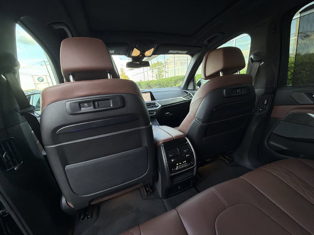 Thumbnail: 2022 BMW X5 - 12