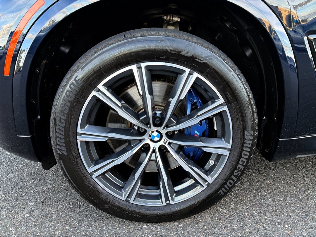 Thumbnail: 2022 BMW X5 - 8