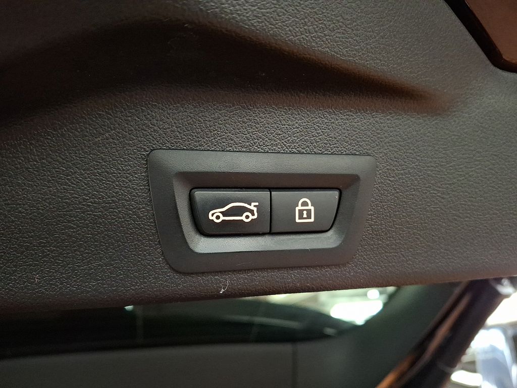 Thumbnail: 2021 BMW X5 - 29