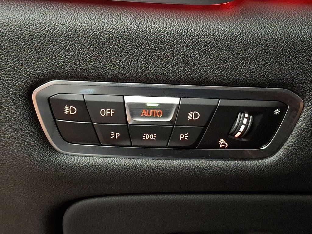 Thumbnail: 2021 BMW X5 - 26