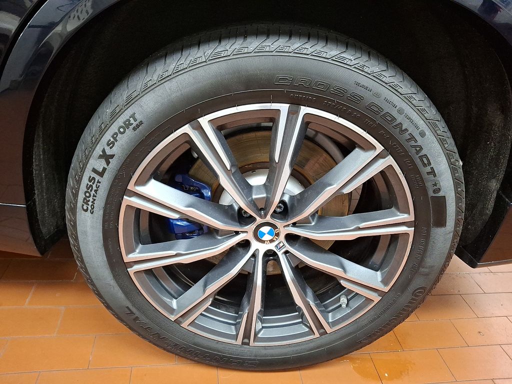 Thumbnail: 2021 BMW X5 - 5