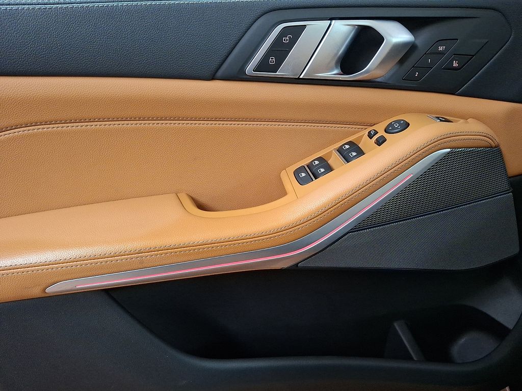 Thumbnail: 2021 BMW X5 - 15