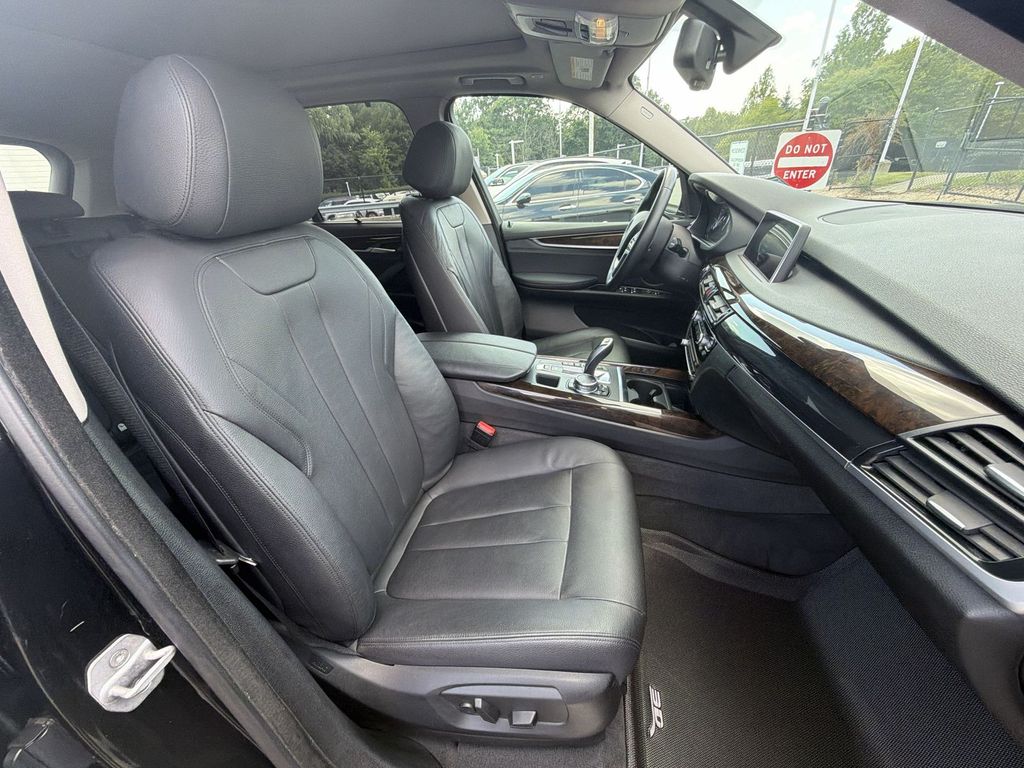 Thumbnail: 2015 BMW X5 - 29