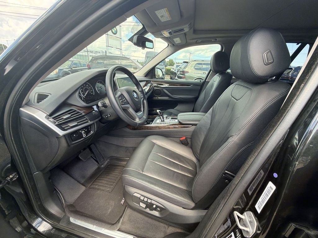 Thumbnail: 2015 BMW X5 - 11