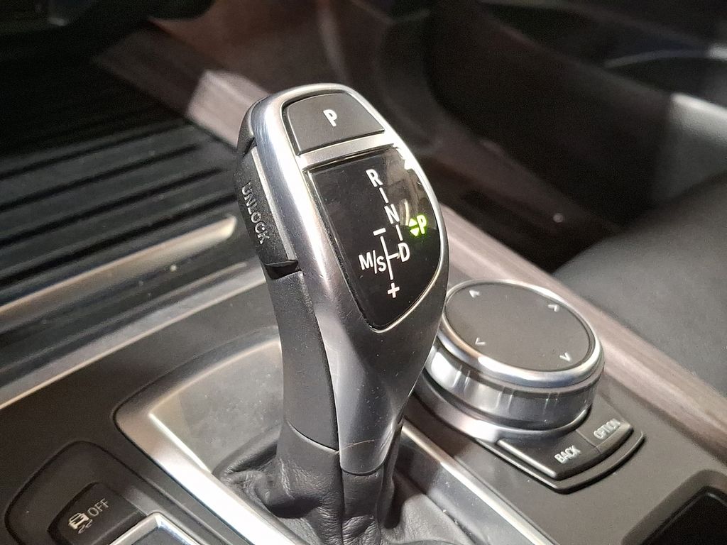 Thumbnail: 2018 BMW X5 - 10