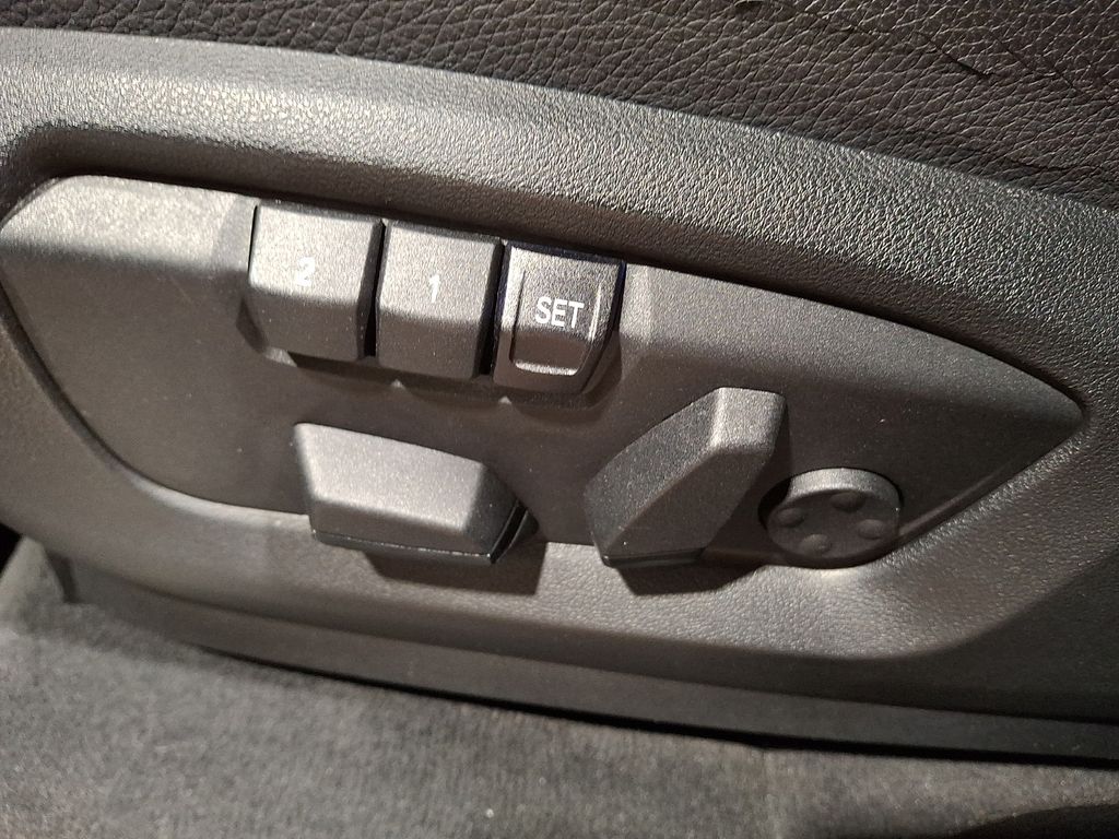 Thumbnail: 2018 BMW X5 - 18