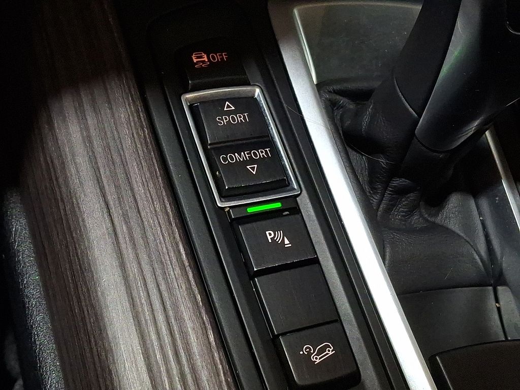 Thumbnail: 2018 BMW X5 - 25