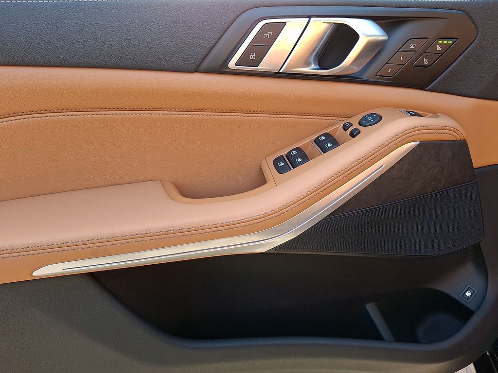 Thumbnail: 2023 BMW X5 - 15