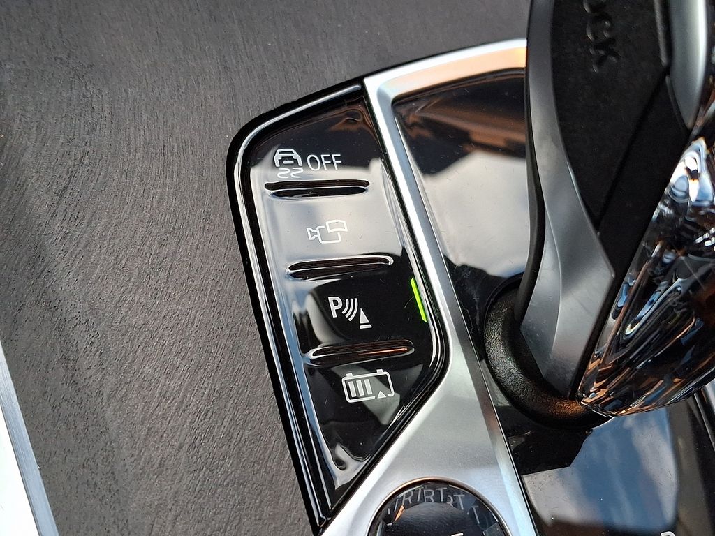 Thumbnail: 2023 BMW X5 - 23