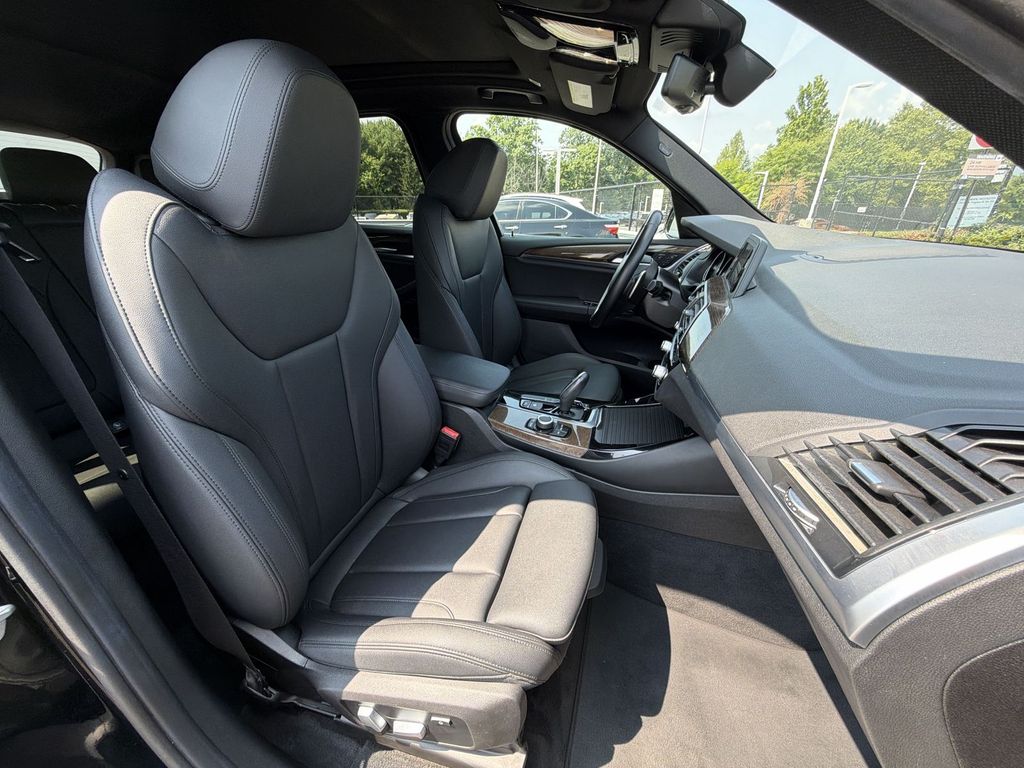 Thumbnail: 2018 BMW X3 - 29