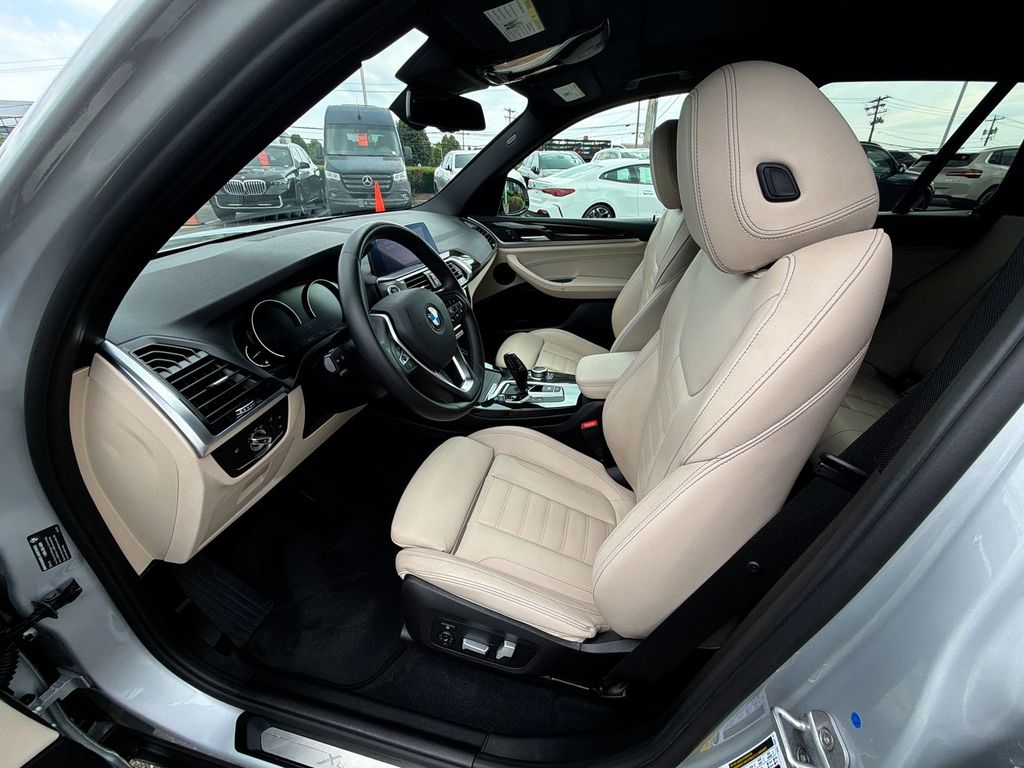 Thumbnail: 2020 BMW X3 - 11