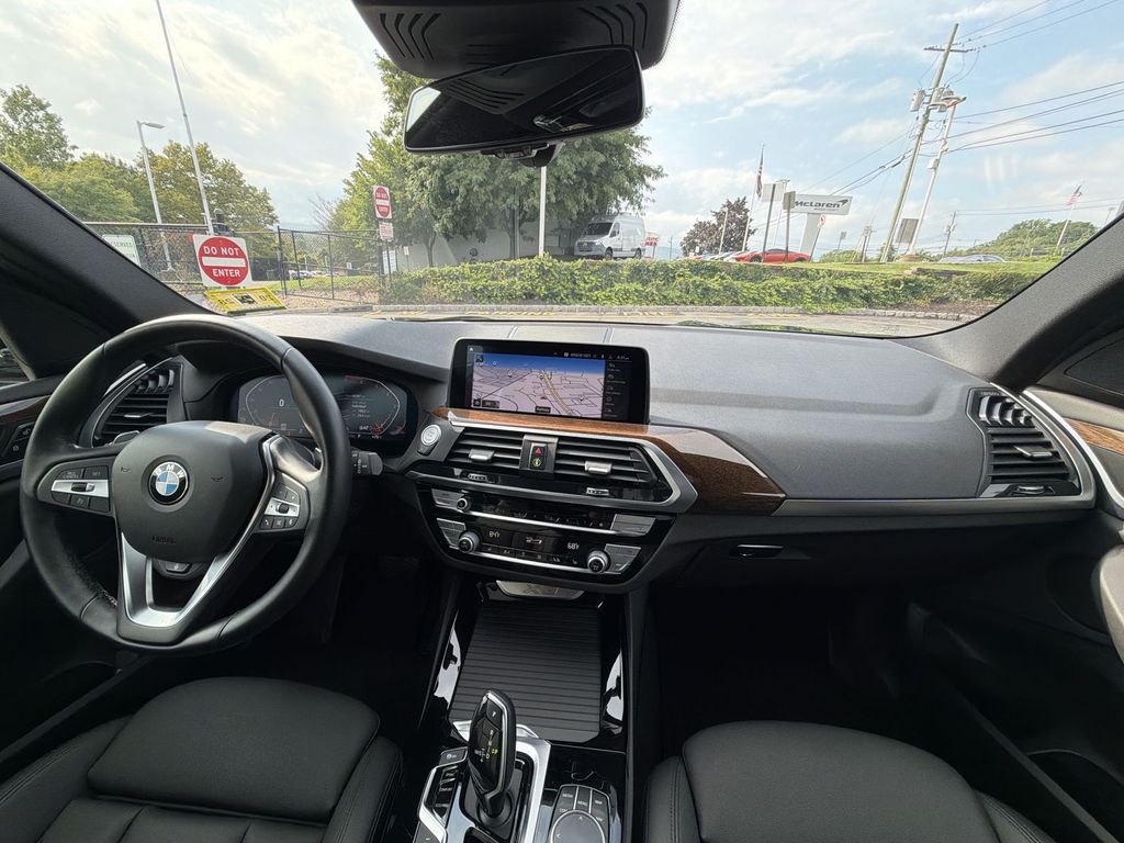 Thumbnail: 2021 BMW X3 - 2