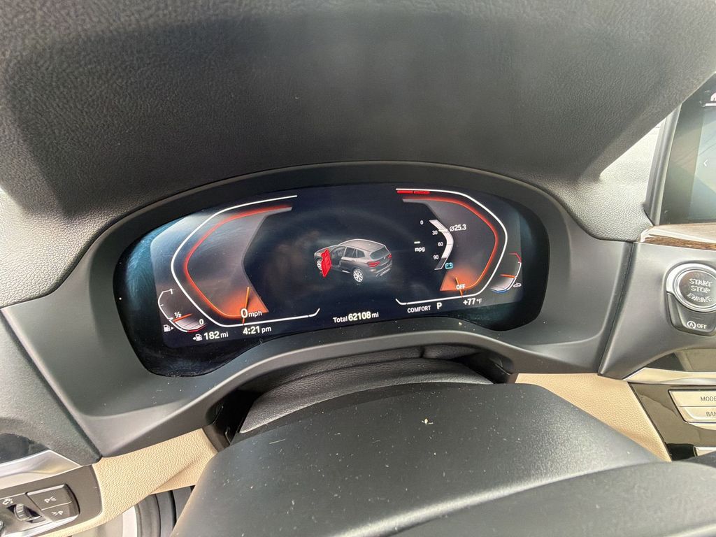 Thumbnail: 2021 BMW X3 - 15