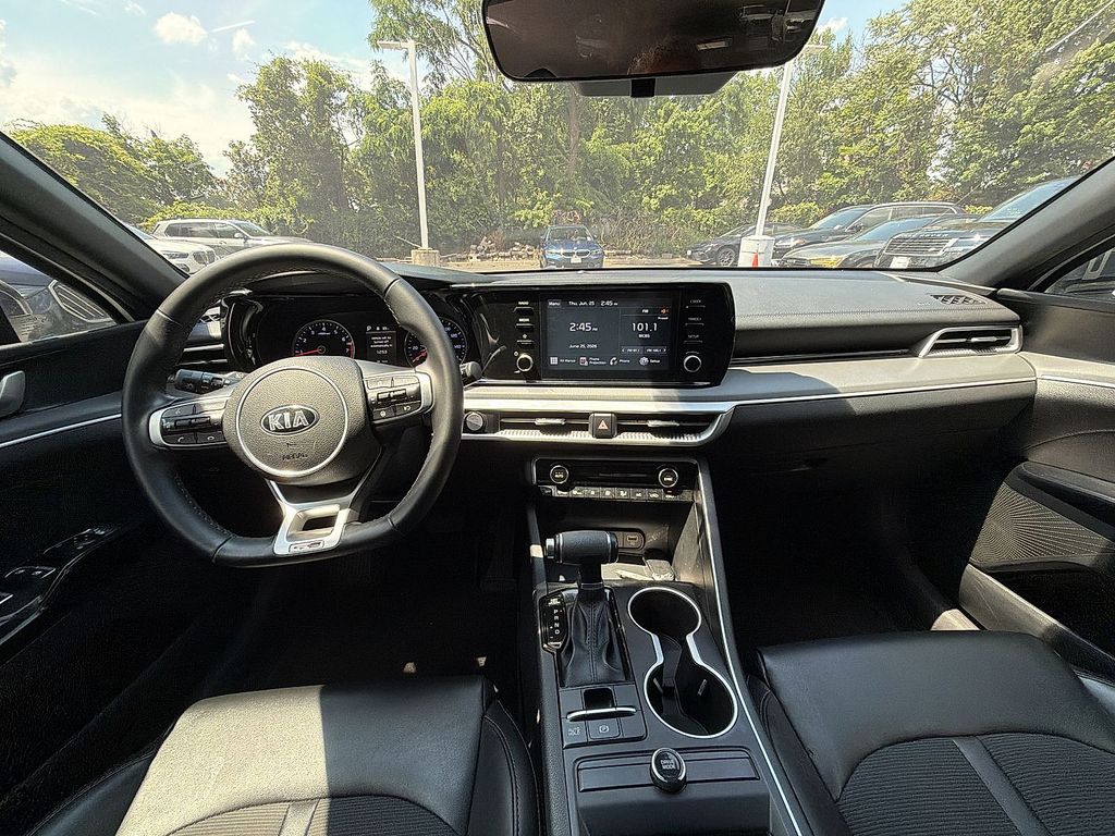 Thumbnail: 2021 Kia K5 - 2