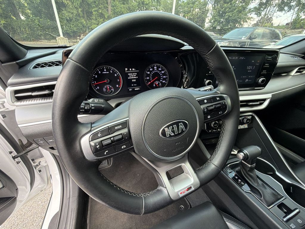 Thumbnail: 2021 Kia K5 - 9