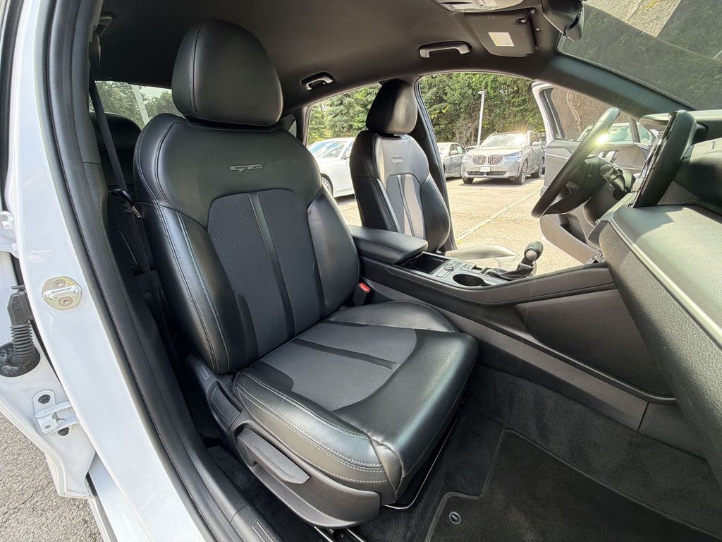 Thumbnail: 2021 Kia K5 - 25
