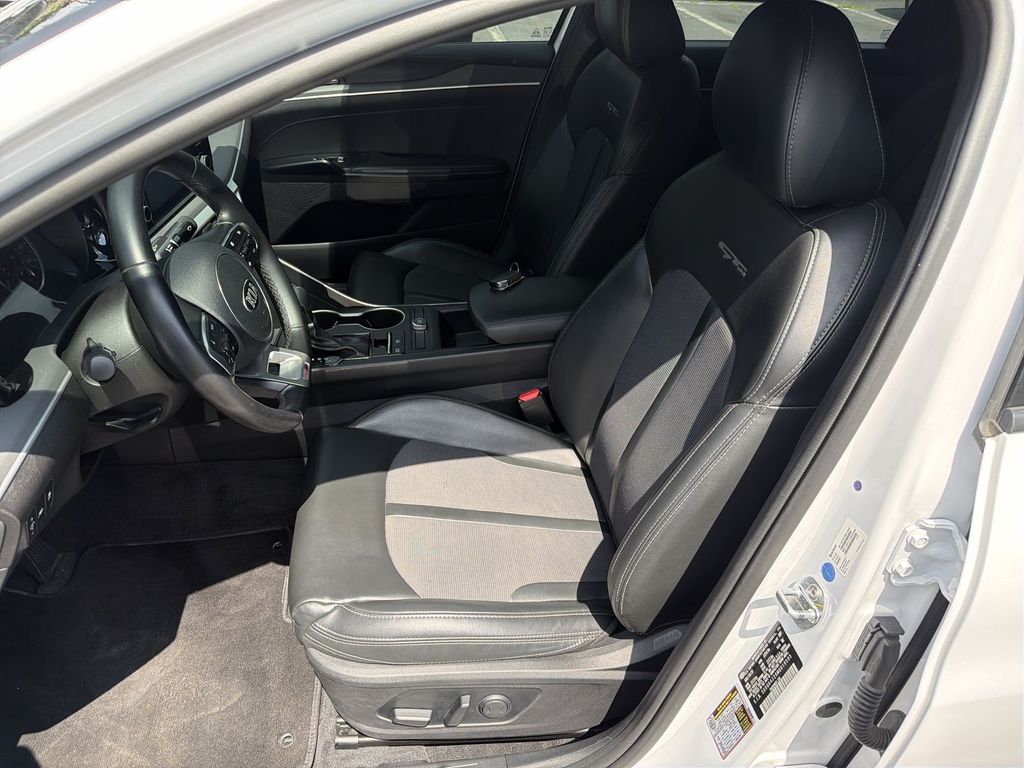 Thumbnail: 2021 Kia K5 - 11