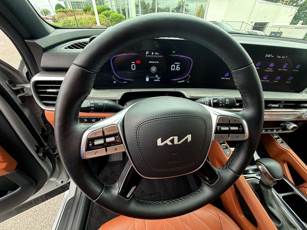 Thumbnail: 2024 Kia Telluride - 10