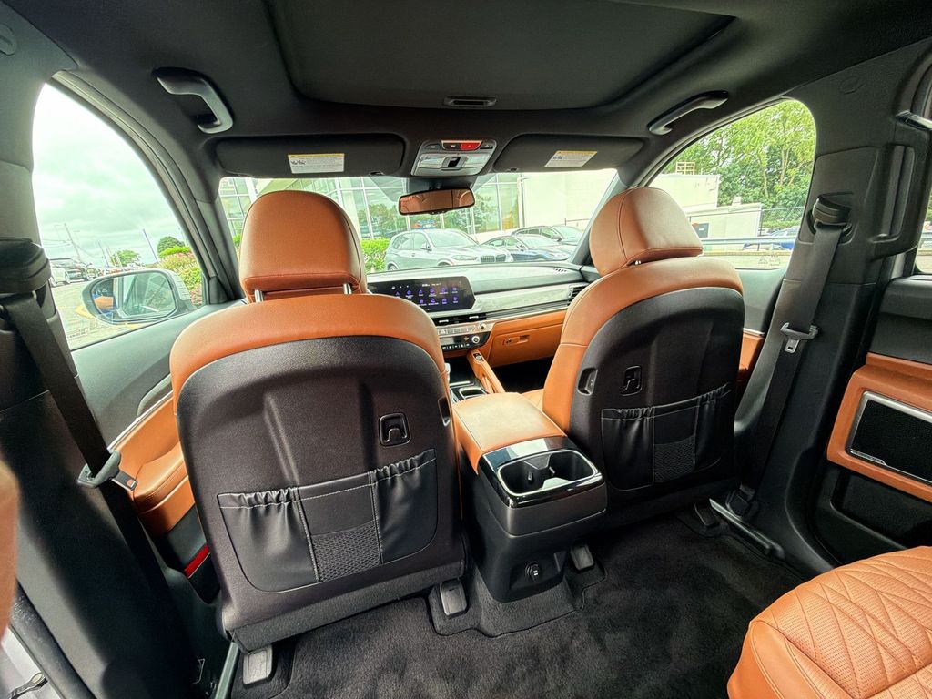 Thumbnail: 2024 Kia Telluride - 13