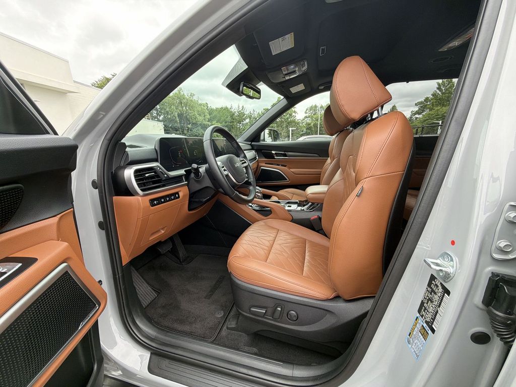 Thumbnail: 2024 Kia Telluride - 11