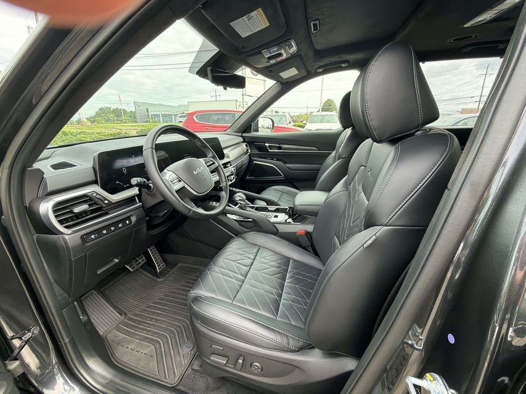 Thumbnail: 2025 Kia Telluride - 10