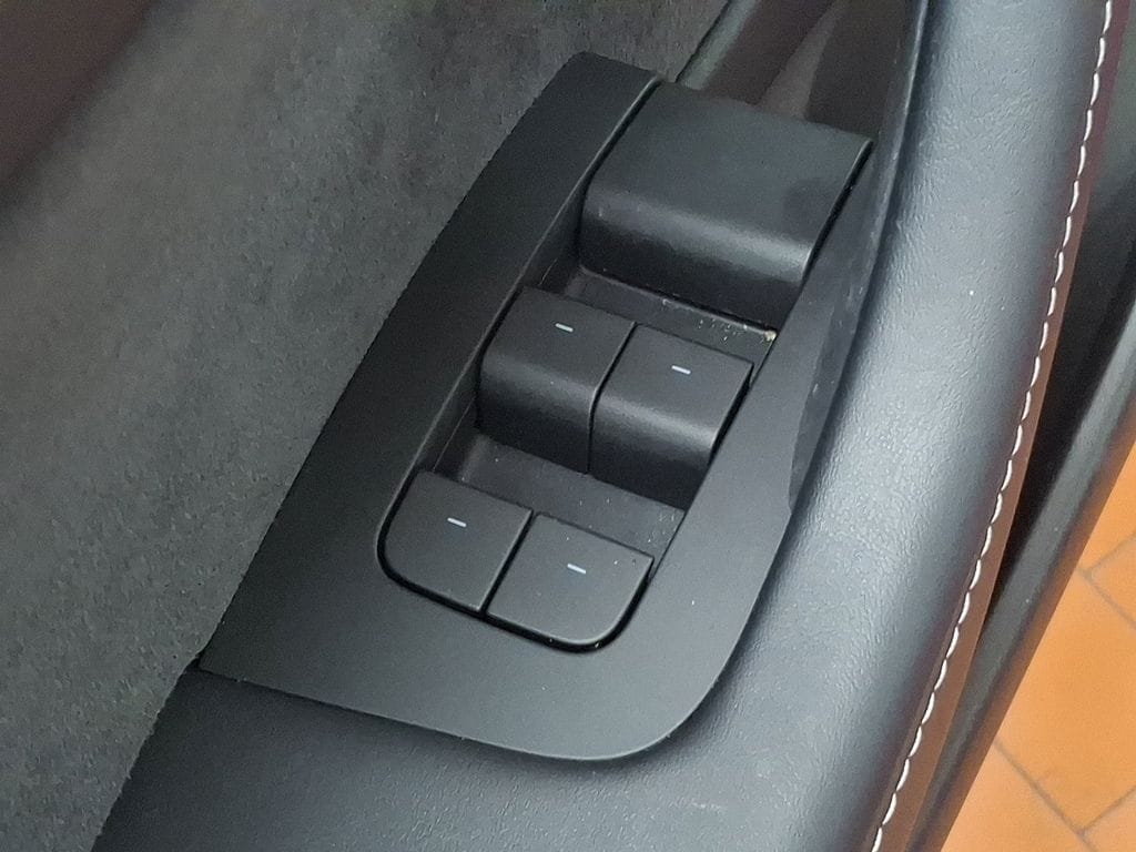 Thumbnail: 2022 Tesla Model 3 - 27