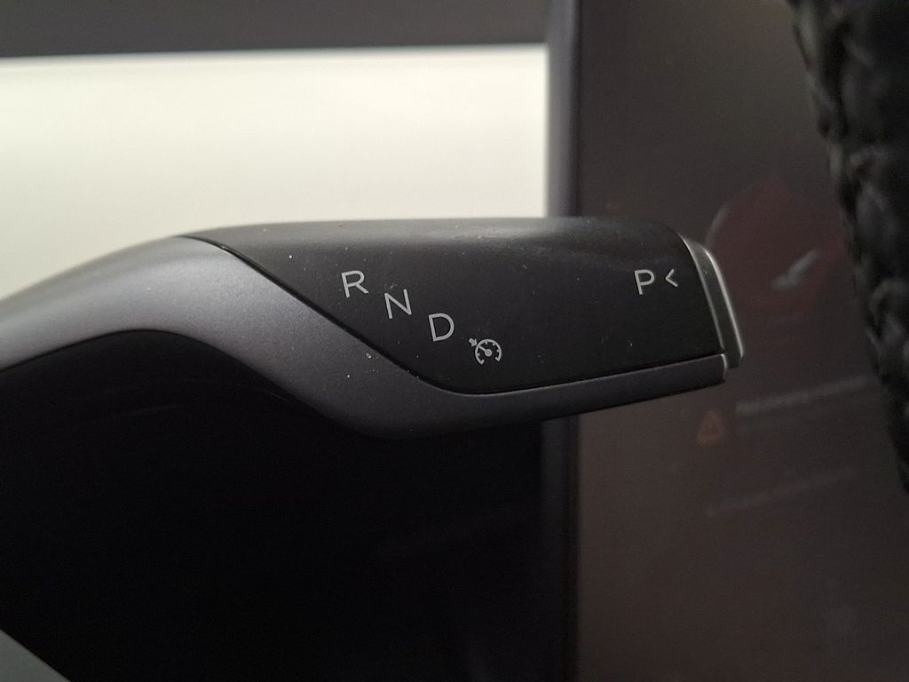 Thumbnail: 2022 Tesla Model 3 - 20