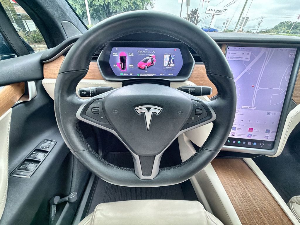 Thumbnail: 2020 Tesla Model X - 9