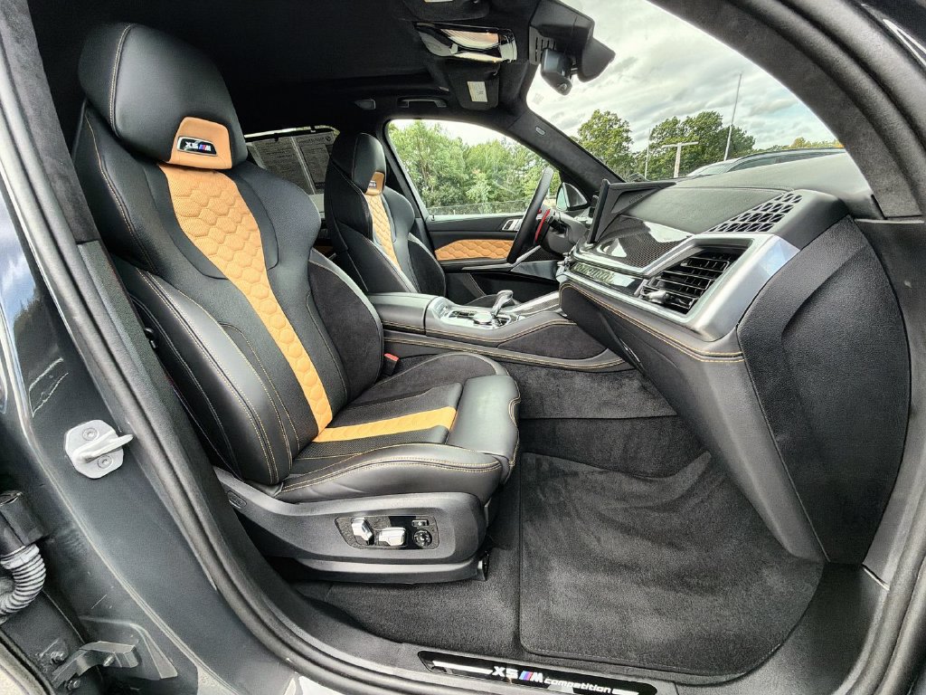 Thumbnail: 2025 BMW X5 - 27