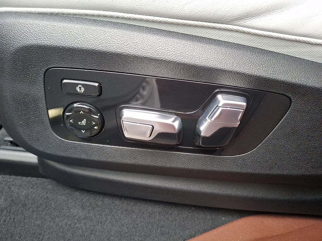 Thumbnail: 2024 BMW XM - 16