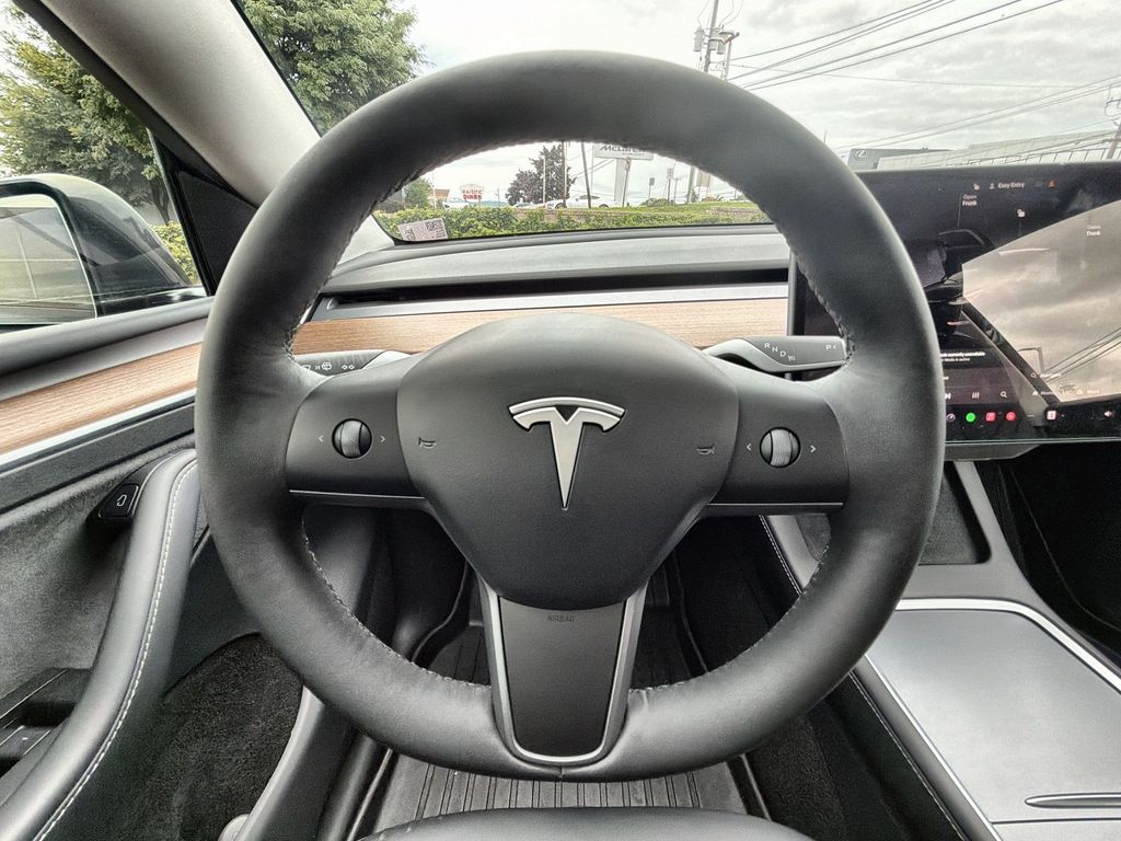 Thumbnail: 2024 Tesla Model Y - 8
